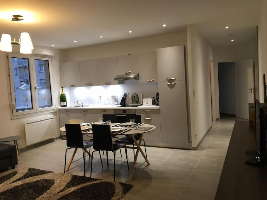 Comfortable, Cozy, Chill, Spacious, Near Cathedral ランス エクステリア 写真